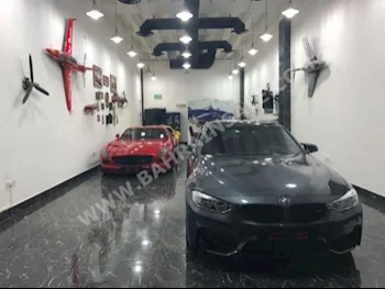 BMW  M-Series  3  2017  Sedan  Automatic  6  9,000  RWD  Gray  Gasoline