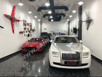 Rolls-Royce  Ghost  2013  Sedan  Automatic  12  58,000  RWD  White  Gasoline