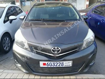Toyota  Yaris  2013  Hatchback  Automatic  4  71,000  FWD  Gray  Gasoline