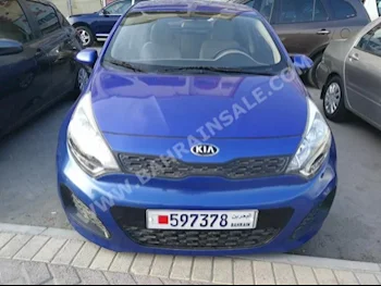 Kia  Rio  2014  Hatchback  Automatic  4  52,000  FWD  Blue  Gasoline
