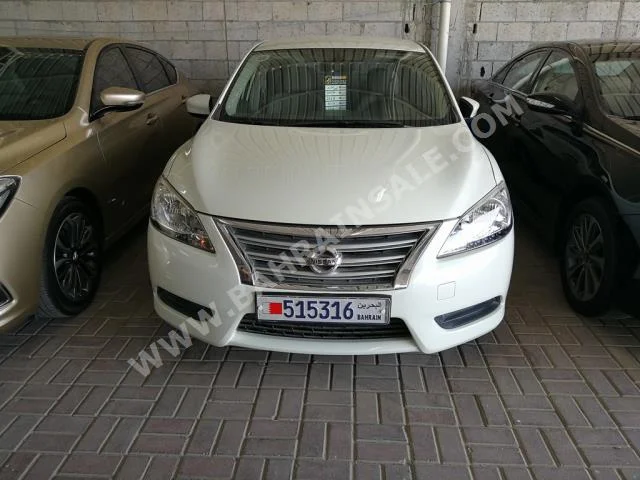 Nissan  Sentra  2015  Sedan  Automatic  4  97,000  FWD  White  Gasoline
