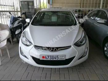 Hyundai  Elantra  2014  Sedan  Automatic  4  840,000  FWD  White  Gasoline