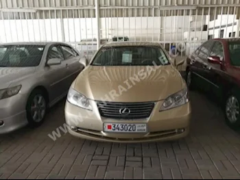 Lexus  ES  350  2007  Sedan  Automatic  6  136,000  FWD  Gold  Gasoline