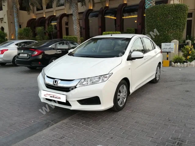 Honda  City  2017  Sedan  Automatic  4  51,000  FWD  White  Gasoline