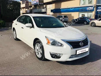 Nissan  Altima  2.5 S  2016  Sedan  Automatic  4  199,000  FWD  Pearl  Gasoline