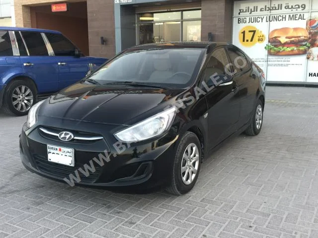 Hyundai  Accent  1.6  2016  Sedan  Automatic  4  35,000  FWD  Black  Gasoline