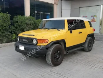 Toyota  FJ Cruiser  2008  SUV  Automatic  6  145,000  4WD  Yellow  Gasoline
