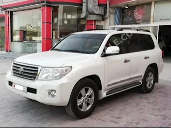 Toyota  Land Cruiser  G  2013  SUV  Automatic  6  123,000  4WD  Pearl  Gasoline