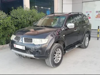 Mitsubishi  Pajero  Sport  2010  SUV  Automatic  6  129,000  4WD  Gray  Gasoline