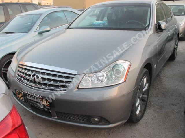 Infiniti  M  35  2006  Sedan  Automatic  6  239,000  FWD  Gray  Gasoline