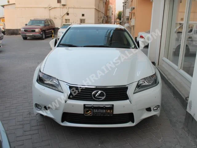 Lexus  GS  350  2015  Sedan  Automatic  6  36,000  RWD  Pearl  Gasoline