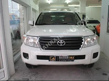 Toyota  Land Cruiser  GX  2015  SUV  Automatic  6  93,000  4WD  Pearl  Gasoline