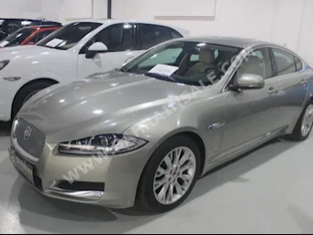 Jaguar  XF  2015  Sedan  Automatic  4  17,000  RWD  Green  Gasoline