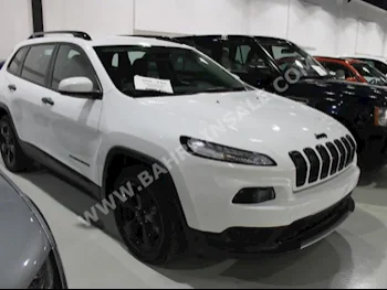 Jeep  Cherokee  Sport  2016  SUV  Automatic  4  0  RWD  White  Gasoline