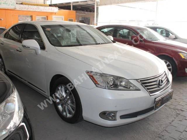 Lexus  ES  350  2011  Sedan  Automatic  6  94,000  FWD  White  Gasoline