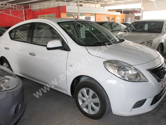 Nissan  Sunny  2013  Sedan  Automatic  4  80,000  FWD  White  Gasoline