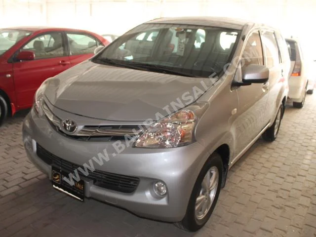 Toyota  Avanza  2015  Van / Bus  Automatic  4  39,000  FWD  Silver  Gasoline