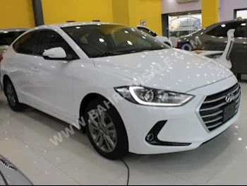 Hyundai  Elantra  2017  Sedan  Automatic  4  0  FWD  White  Gasoline