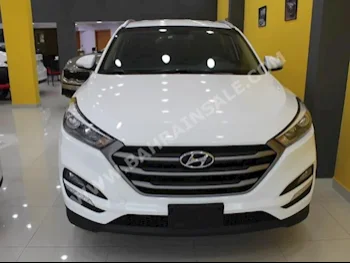 Hyundai  Tucson  2017  SUV  Automatic  4  0  FWD  White  Gasoline