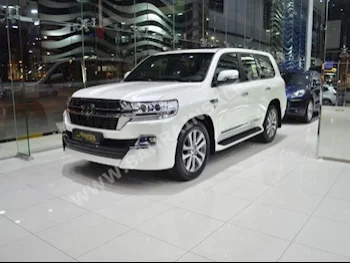Toyota  Land Cruiser  VXS  2021  SUV  Automatic  8  0  4WD  White  Gasoline