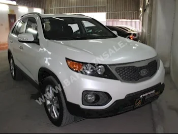Kia  Sorento  2013  SUV  Automatic  6  75,000  4WD  White  Gasoline