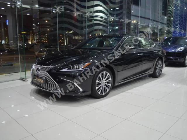 Lexus  ES  350  2021  Sedan  Automatic  6  0  RWD  Black  Gasoline