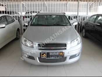 شيري  شيري  2013  سيدان  اتوماتك  4  27,500  دفع أمامي  فضي  بنزين