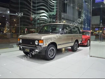 Land Rover  Range Rover  Vogue  1994  Classic  Manual  6  90,000  4WD  Gold  Gasoline
