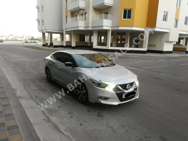 Nissan  Maxima  2018  Sedan  Automatic  6  49,900  RWD  Silver  Gasoline