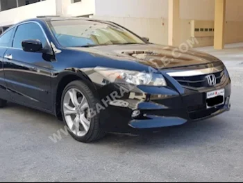 هوندا  اكورد  كوبيه  2012  كوبيه \ سبورت  اتوماتك  6  165,000  دفع خلفي  أسود  بنزين