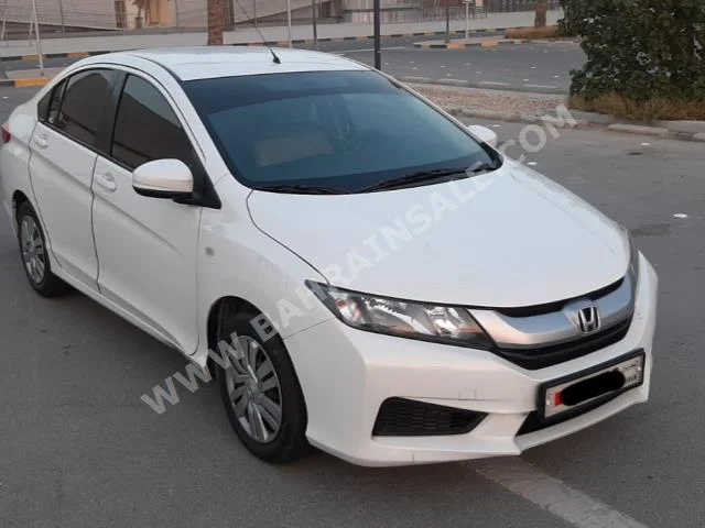 هوندا  سيتي  2017  سيدان  اتوماتك  4  107,200  دفع أمامي  أبيض  بنزين