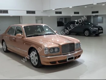 بنتلي  أرناج  2002  سيدان  اتوماتك  8  54,000  دفع كلي مستمر  ذهبي  بنزين