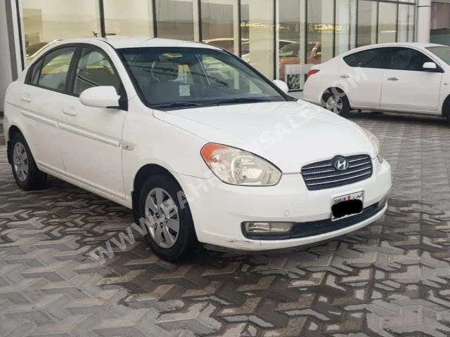 هيونداي  اكسنت  2009  سيدان  اتوماتك  4  168,500  دفع أمامي  أبيض  بنزين