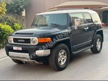 تويوتا إف جي كروزر 2008 فان \ باص اتوماتك 6 300,000 دفع رباعي أسود بنزين