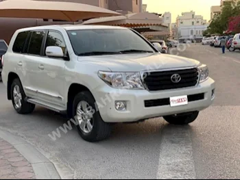 تويوتا  لاند كروزر  جي اكس  2014  فان \ باص  اتوماتك  6  165,000  دفع رباعي  أبيض لؤلؤي  بنزين