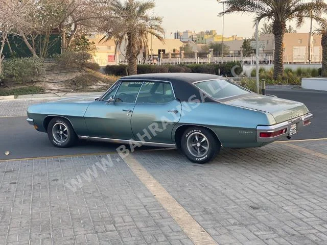 Chevrolet  Caprice  1970  Sedan  Automatic  8  170,000  RWD  Green  Gasoline