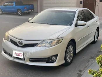 Toyota  Camry  GLX  2012  Sedan  Automatic  4  140,000  FWD  Pearl  Gasoline