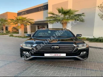 Toyota  Land Cruiser  VXS Black Edition  2017  Van / Bus  Automatic  8  81,000  4WD  Black  Gasoline