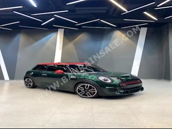 ميني  كوبر  جون كوبر  2019  هاتشباك  اتوماتك  4  31,000  دفع خلفي  أخضر  بنزين