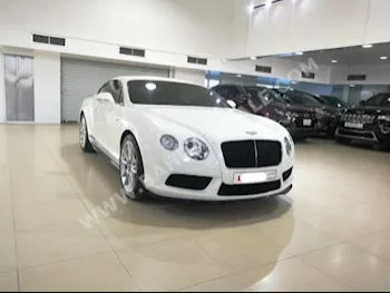 بنتلي  كونتيننتل  جي تي  2015  سيدان  اتوماتك  8  18,000  دفع خلفي  أبيض  بنزين