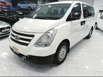Hyundai  H1  2016  Van / Bus  Manual  4  133,000  RWD  White  Gasoline