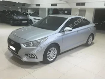 هيونداي  اكسنت  1.6  2019  سيدان  اتوماتك  4  47,800  دفع أمامي  فضي  بنزين