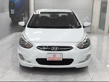 Hyundai  Accent  1.6  2016  Sedan  Automatic  4  100  FWD  White  Gasoline