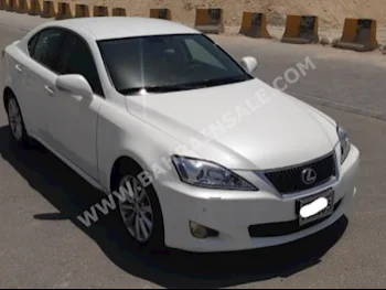 لكزس  اي اس  300  2009  سيدان  اتوماتك  6  98,400  دفع خلفي  أبيض  بنزين