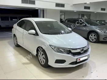 هوندا  سيتي  2020  سيدان  اتوماتك  4  1,600  دفع أمامي  أبيض  بنزين