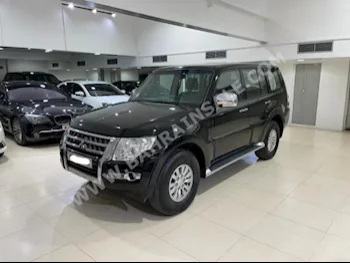 Mitsubishi  Pajero  GLS  2016  SUV  Automatic  6  62,200  4WD  Black  Gasoline