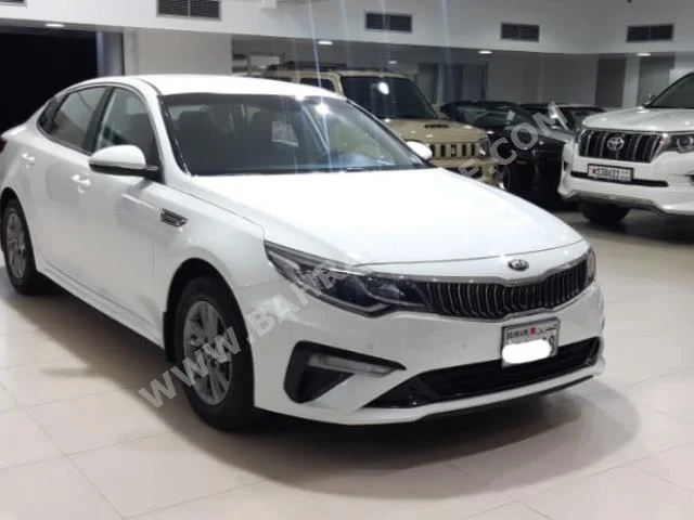 Kia  Optima  2.0  2019  Sedan  Automatic  4  49,700  FWD  White  Gasoline