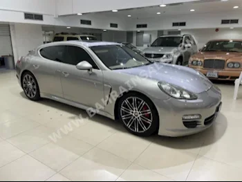 Porsche  Panamera  4S  2010  Coupe / Sport  Automatic  8  175,200  RWD  Silver  Gasoline