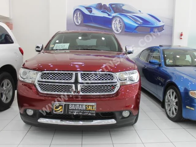 Dodge  Durango  2013  SUV  Automatic  8  75,000  4WD  Maroon  Gasoline