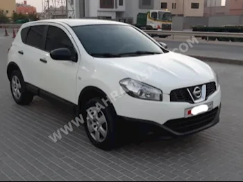 Nissan  Qashqai  2012  SUV  Automatic  4  122,300  FWD  White  Gasoline